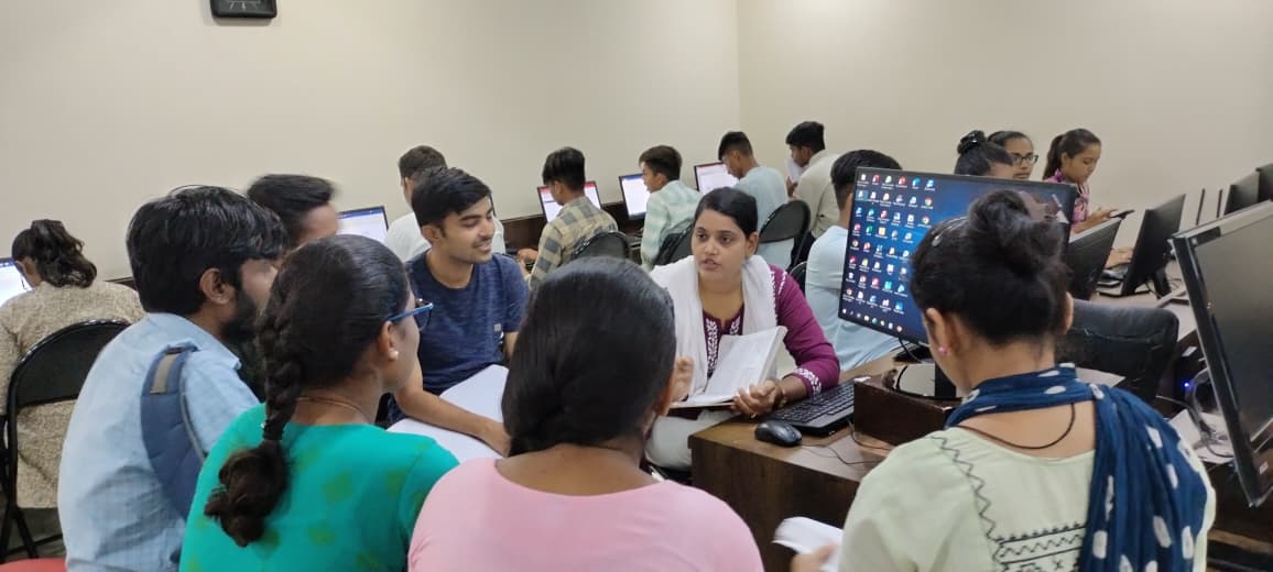 WhatsApp Image 2025-10-08 at 13.09.49